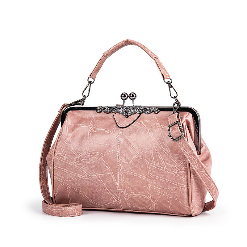 AVA – Crossbody Clip Bag