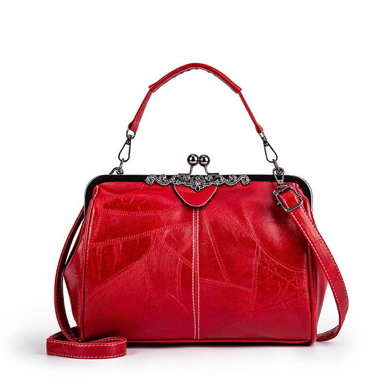 AVA – Crossbody Clip Bag