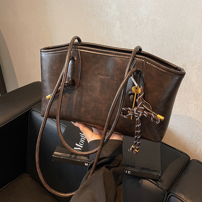 MIRA – Retro Large Capacity Shoulder Bag